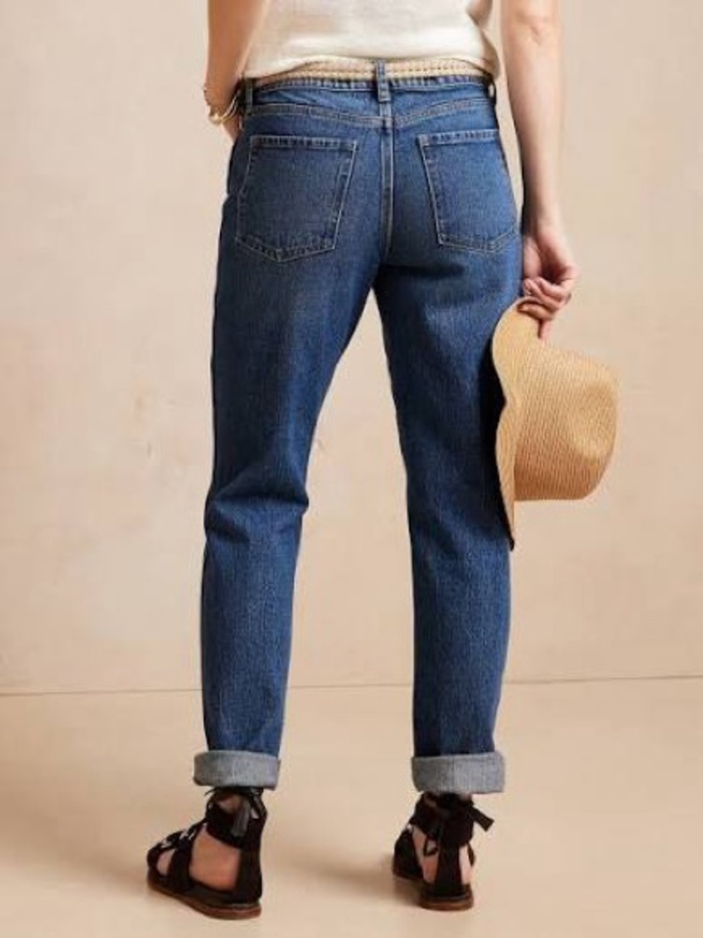Banana Republic Women’s  Straight-Leg Jeans in Medium Blue size 29/8